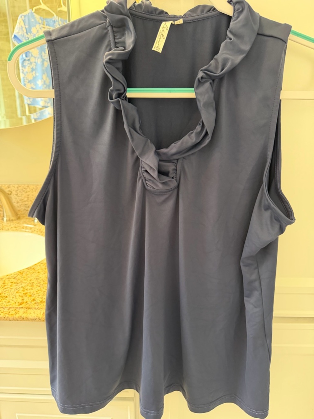 Relic Navy Sleeveless Ruffled Neck Camisole